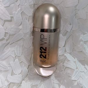 Carolina Herrera 212 VIP ROSÉ